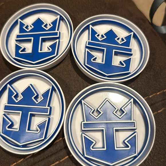 🛳 Royal Caribbean Vintage Cocktail Coasters Set (4) - Picture 2 of 2